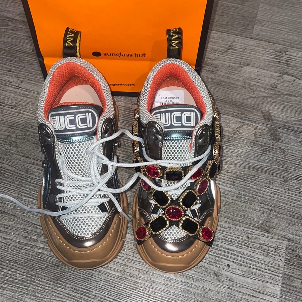 Shoes brand new